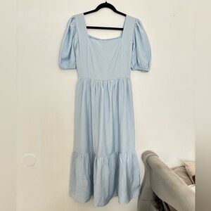 Dress with short sleeves puff. Size Small brand Lea and Viola and square neck